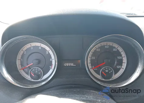 2013 Dodge Grand Caravan Sxt from USA, damaged, VIN 2C4RDGCG5DR582993